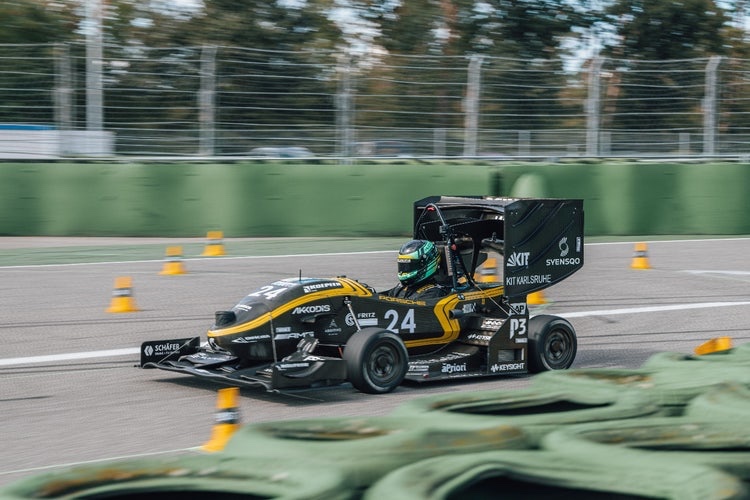 KA-RaceIng KIT24 Formula Student car driving through a cone course